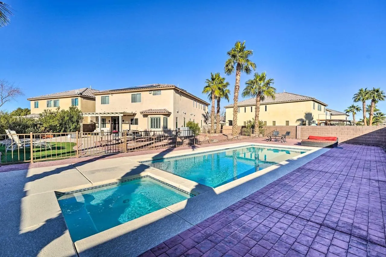Las Vegas Home With Pool And Hot Tub, 9 Mi To Strip!