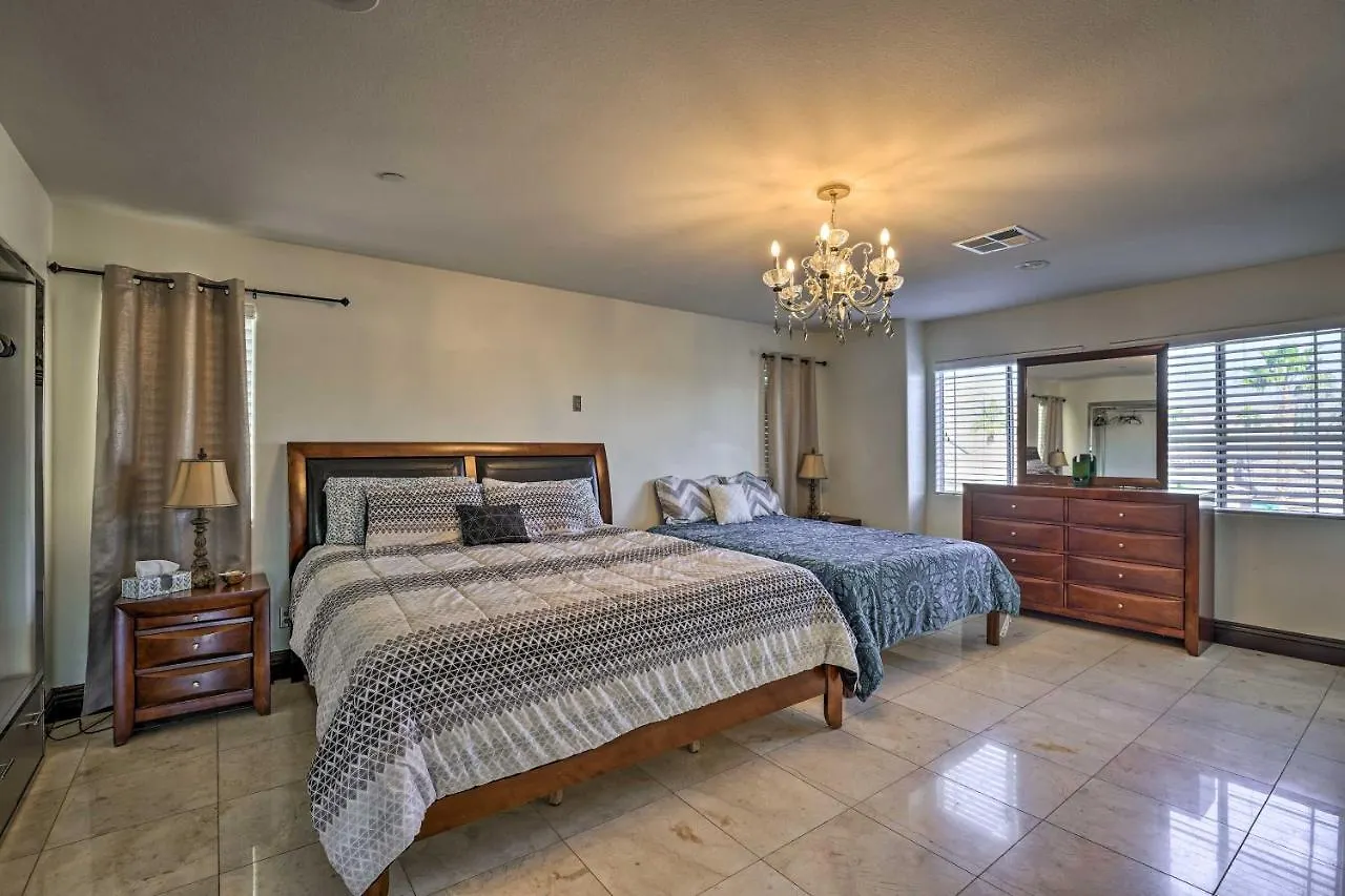 Las Vegas Home With Pool And Hot Tub, 9 Mi To Strip! 0*, Las Vegas United States