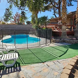 Rustic Warm Fireplace 5 Sleeps 16 Las Vegas